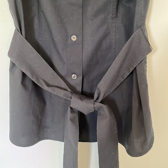 Magaschoni Black Cotton Stretch Sleeveless Tie Button Down Blouse, 6 US - Picture 4 of 6